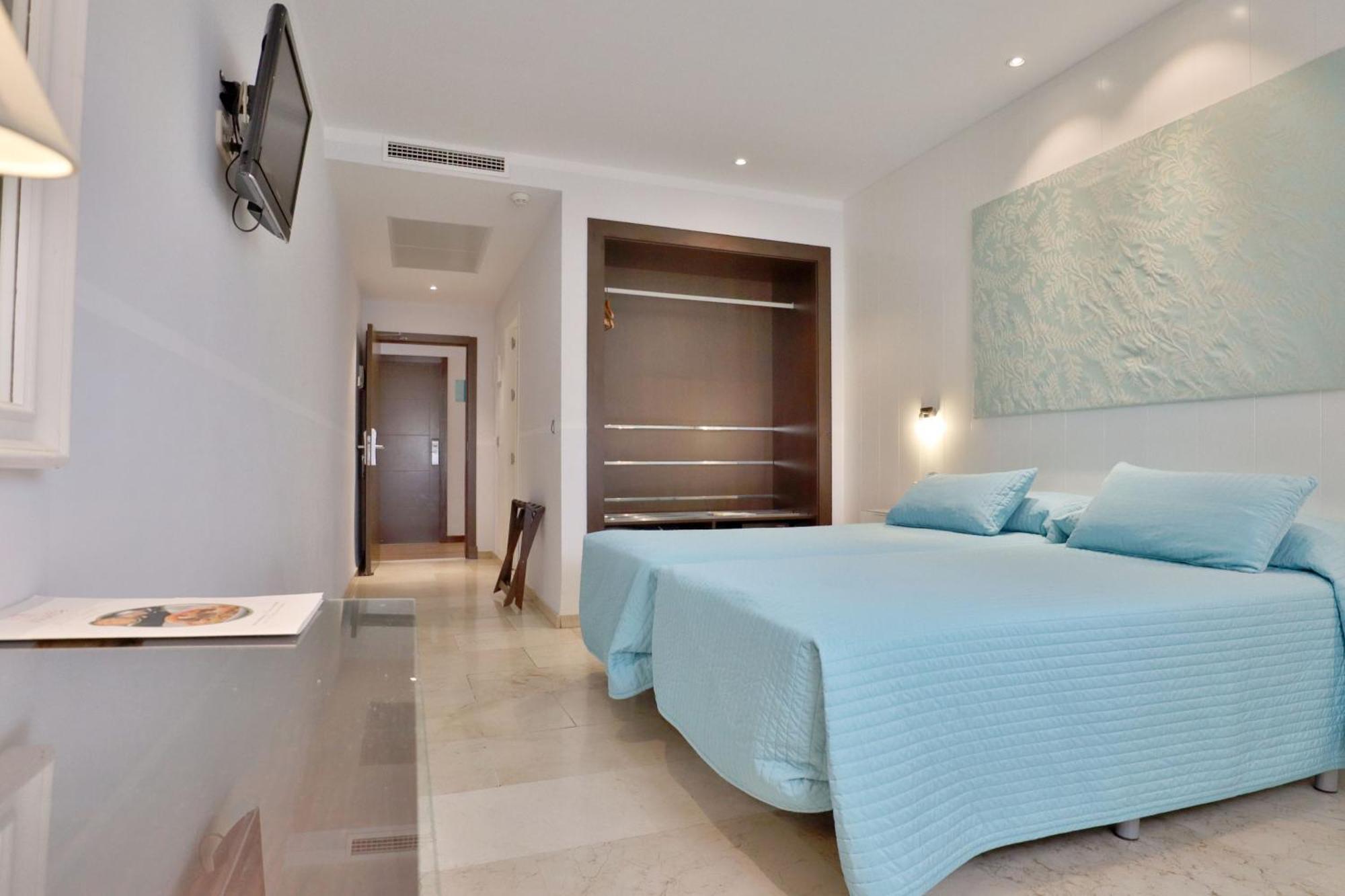 Hotel Oasis Cordoba Room photo